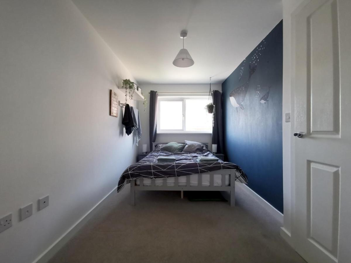 2 Bedroom House With Free Parking Lyme Regis Exterior photo